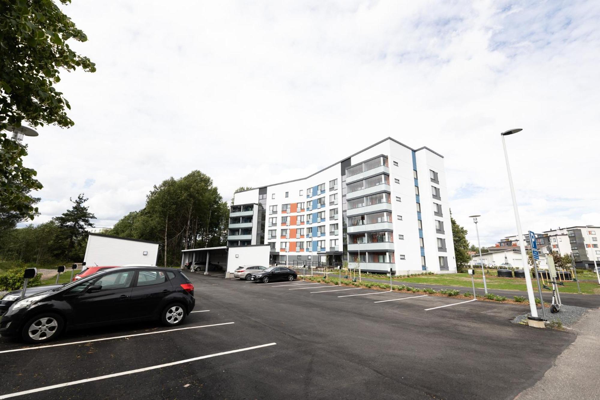 Hiisi Homes Apartment *